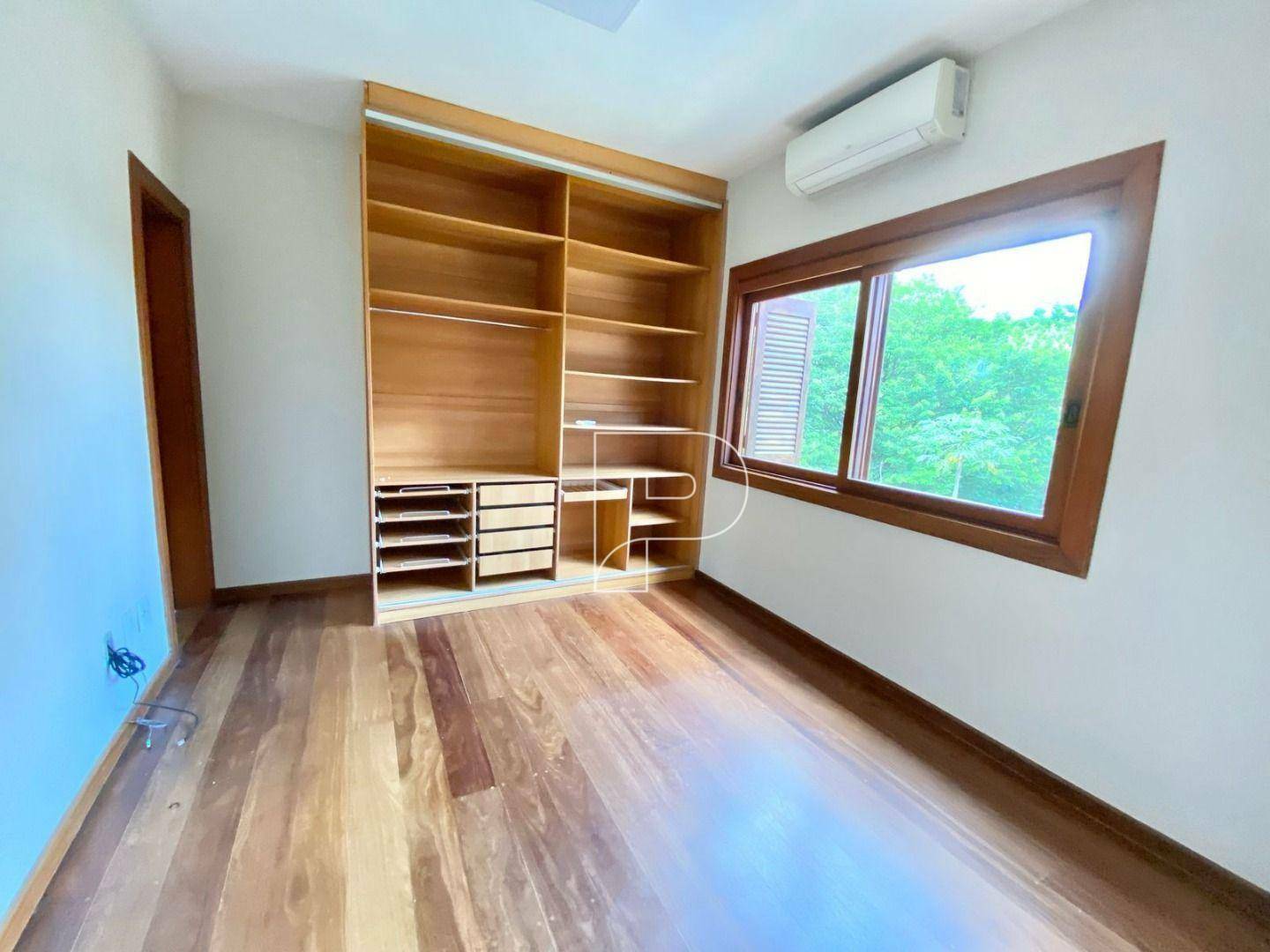 Casa de Condomínio para alugar com 4 quartos, 550m² - Foto 31
