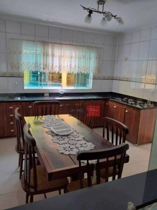 Sobrado, 3 quartos, 280 m² - Foto 3