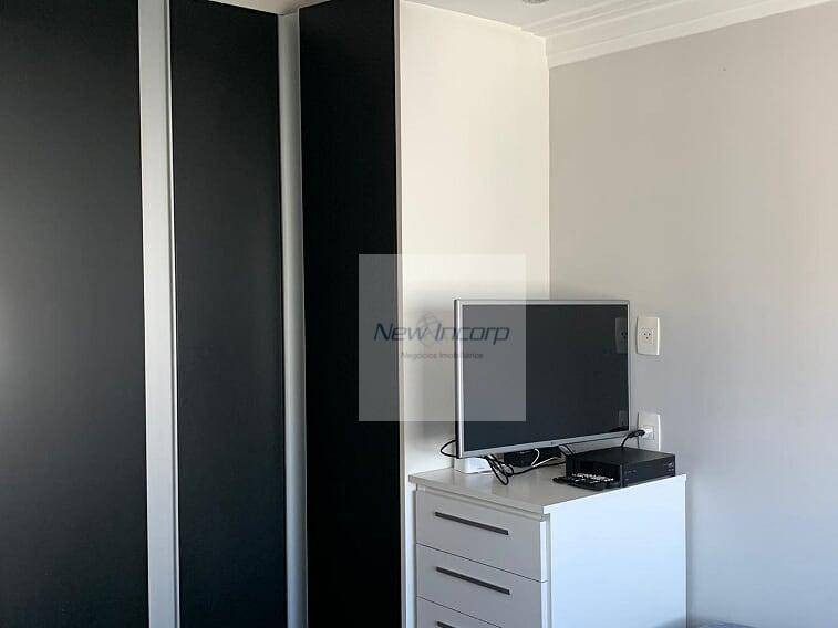 Apartamento à venda com 4 quartos, 198m² - Foto 22