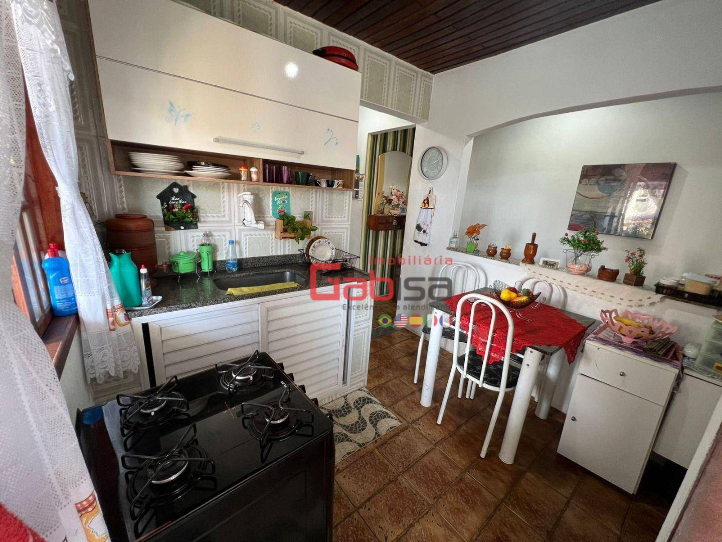 Casa à venda com 2 quartos, 107m² - Foto 2