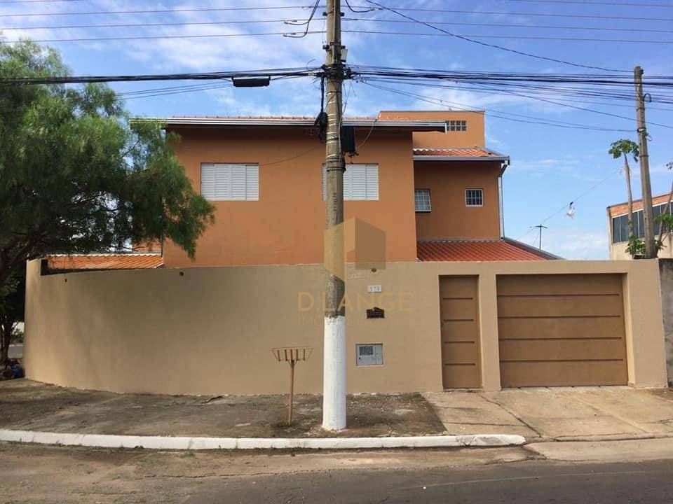 Casa à venda com 4 quartos, 230m² - Foto 2