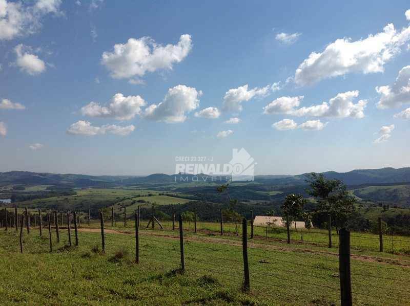 Fazenda à venda com 3 quartos, 250m² - Foto 14