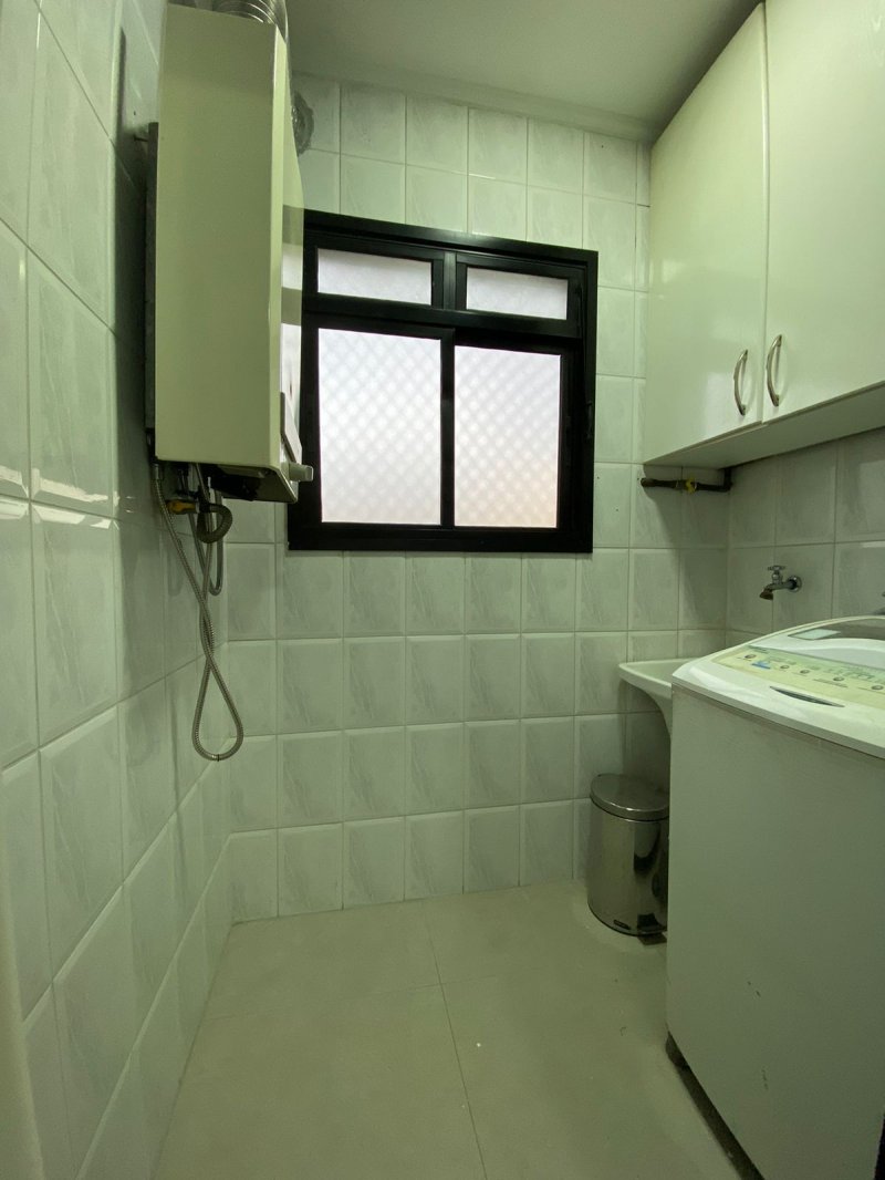 Apartamento à venda com 2 quartos, 76m² - Foto 25