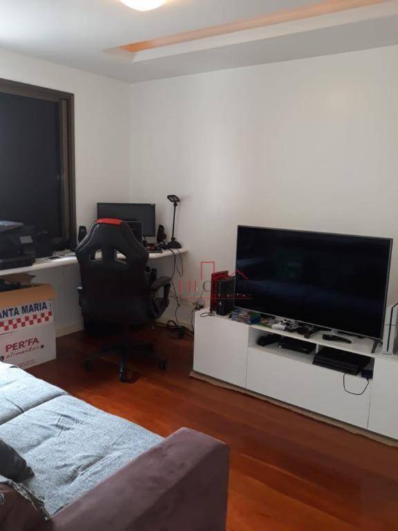 Apartamento à venda com 4 quartos, 146m² - Foto 15