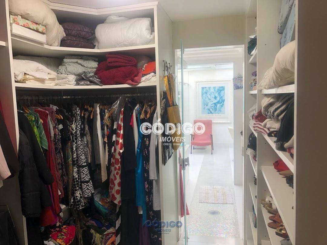 Sobrado à venda com 4 quartos, 250m² - Foto 7