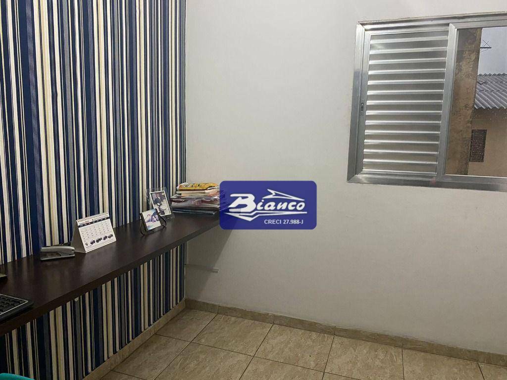 Sobrado à venda com 3 quartos, 209m² - Foto 26