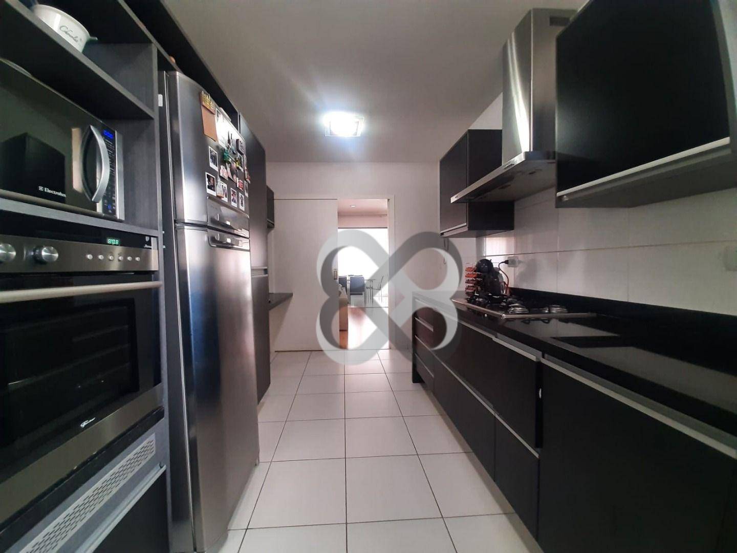 Apartamento à venda com 3 quartos, 165m² - Foto 12