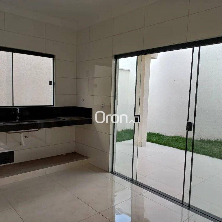 Casa à venda com 2 quartos, 95m² - Foto 4