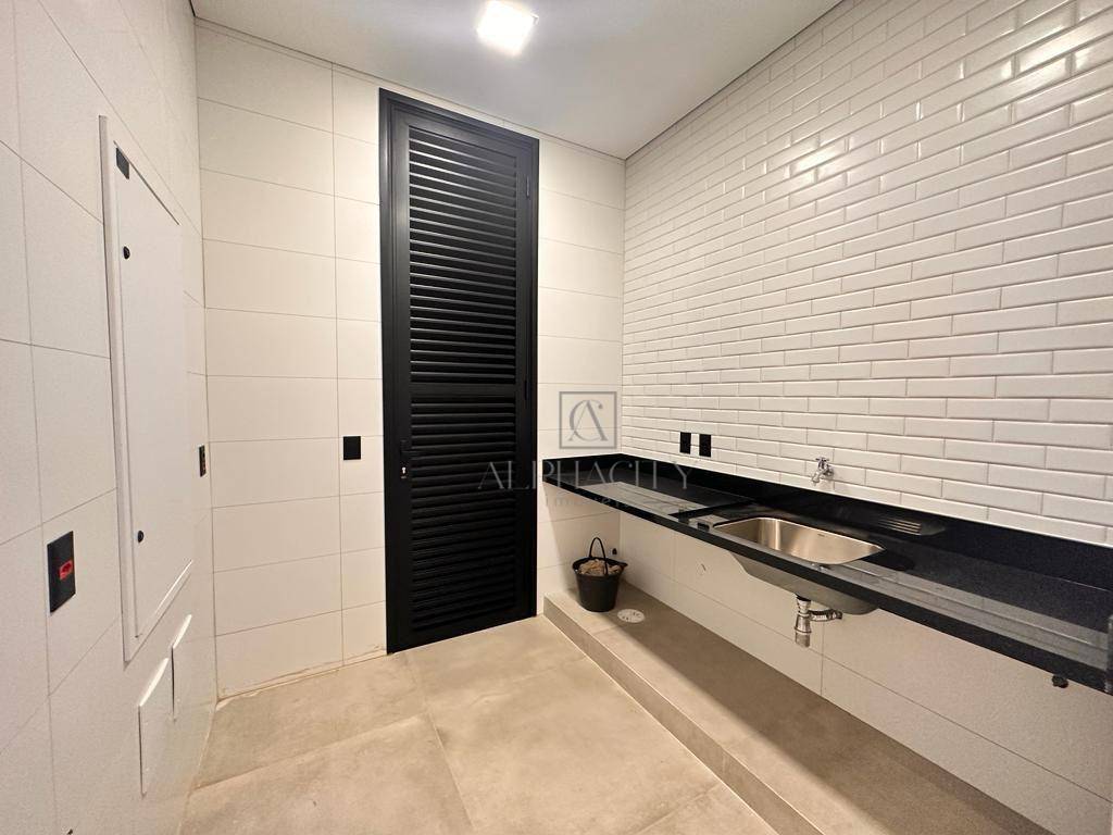 Casa de Condomínio à venda com 4 quartos, 440m² - Foto 10