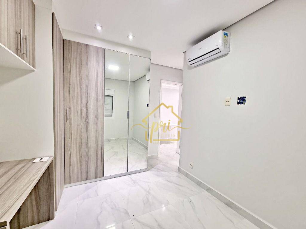 Apartamento para alugar com 3 quartos, 234m² - Foto 16