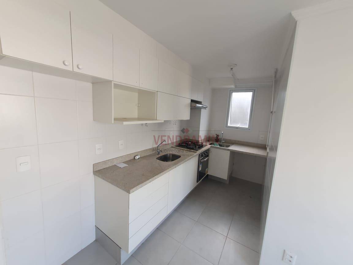 Apartamento à venda com 2 quartos, 35m² - Foto 9