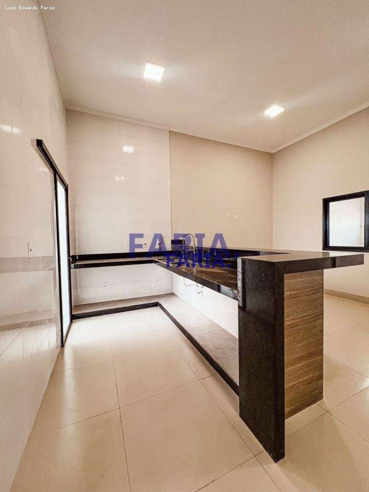 Casa à venda com 3 quartos, 130m² - Foto 6