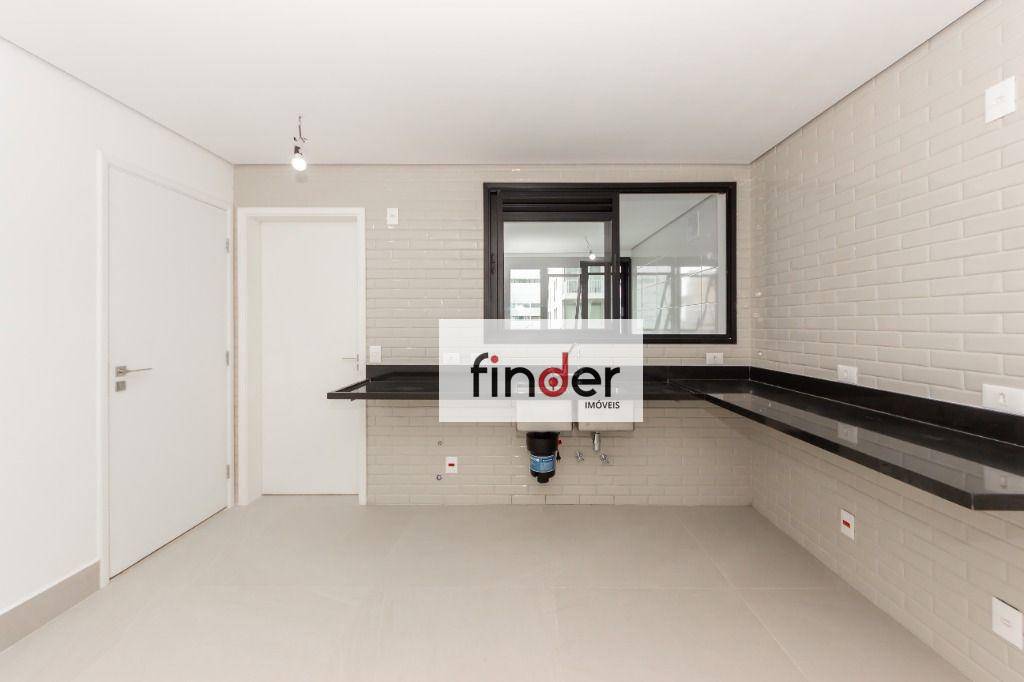 Apartamento à venda com 3 quartos, 208m² - Foto 8