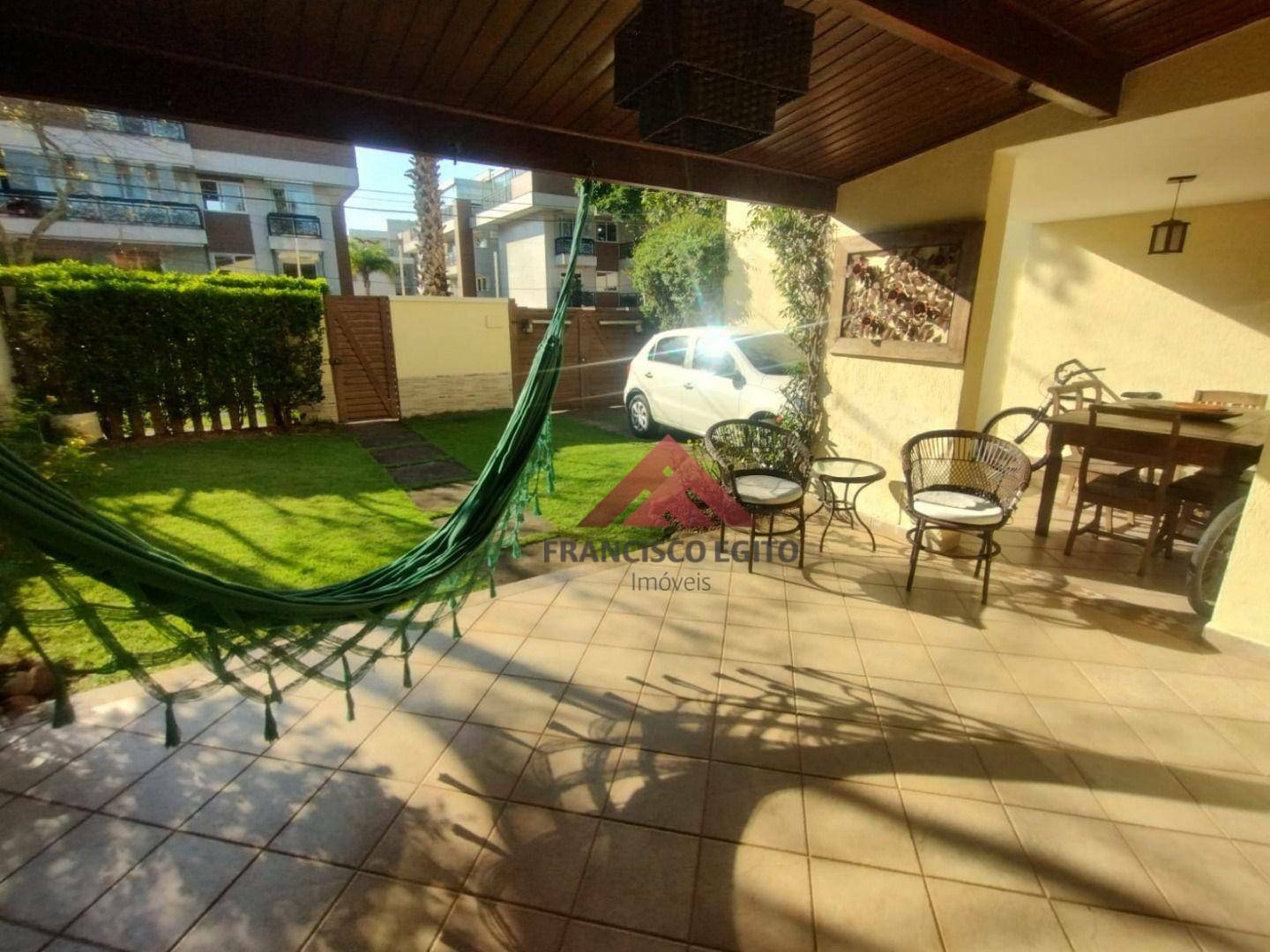 Casa de Condomínio à venda com 3 quartos, 170m² - Foto 2