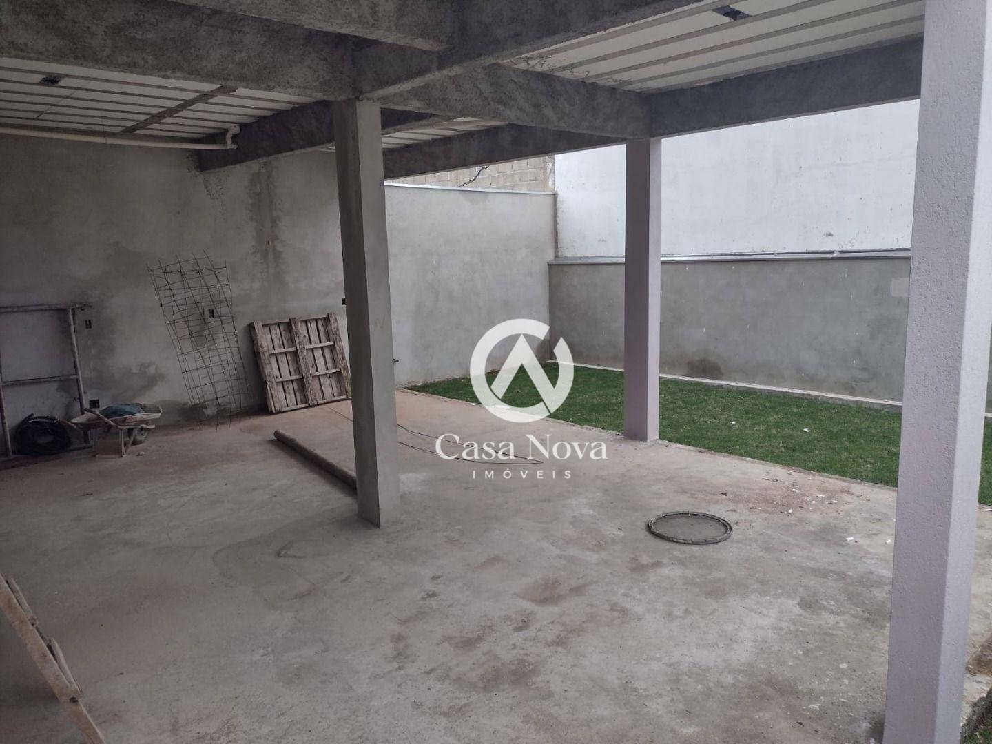 Casa à venda com 3 quartos, 200m² - Foto 4