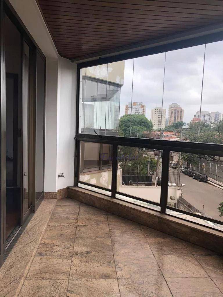 Apartamento à venda com 3 quartos, 242m² - Foto 3