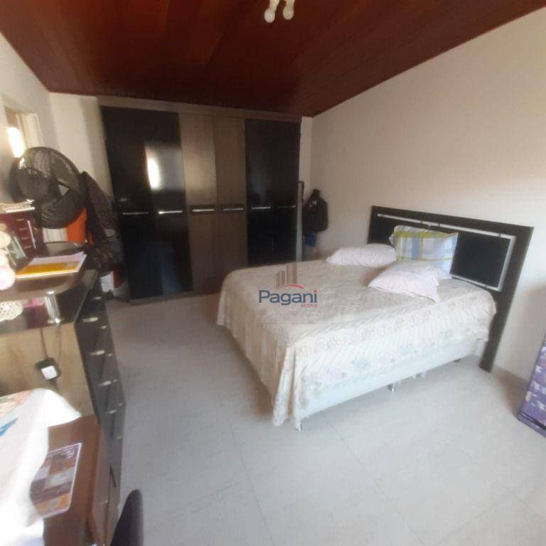 Casa à venda com 3 quartos, 117m² - Foto 12