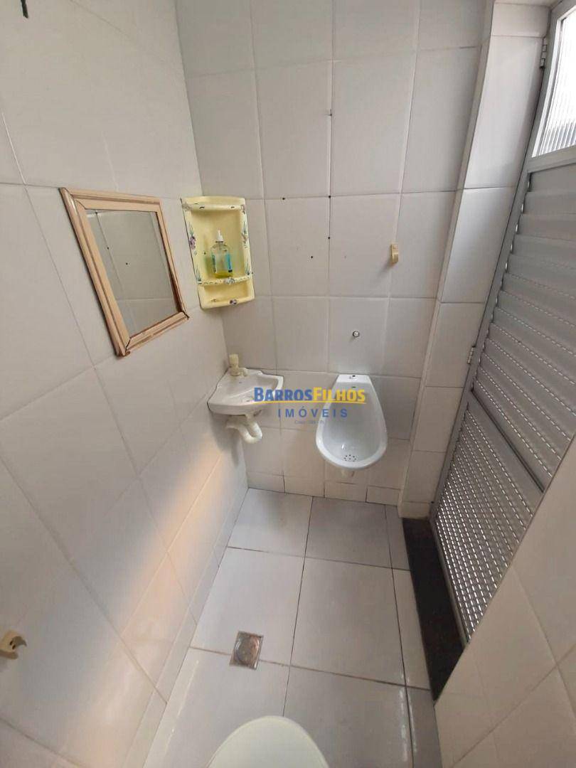 Casa à venda com 5 quartos, 300m² - Foto 27