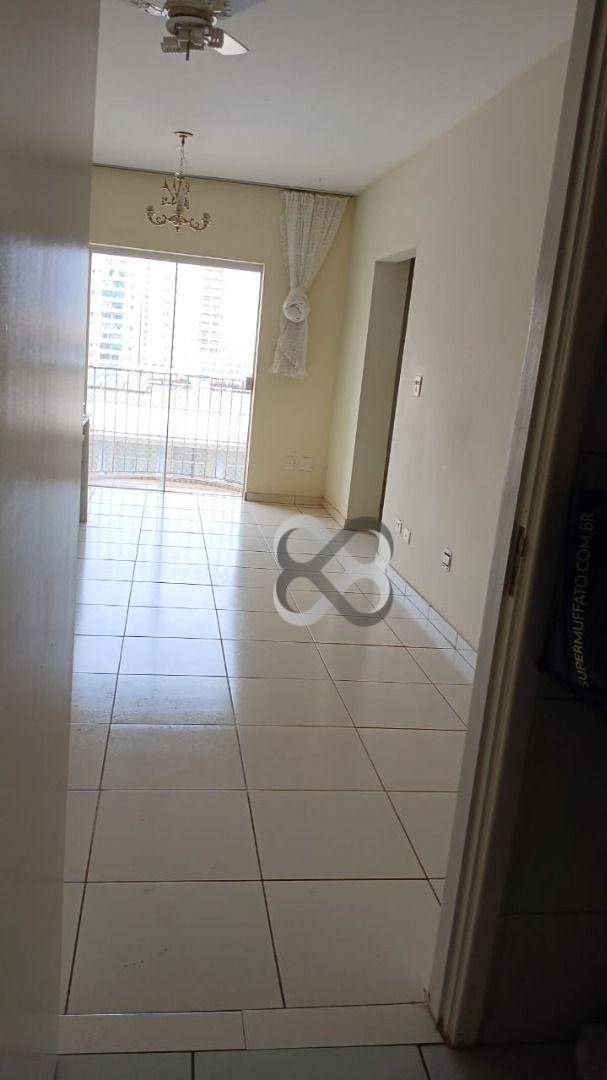 Apartamento para alugar com 3 quartos, 80m² - Foto 2