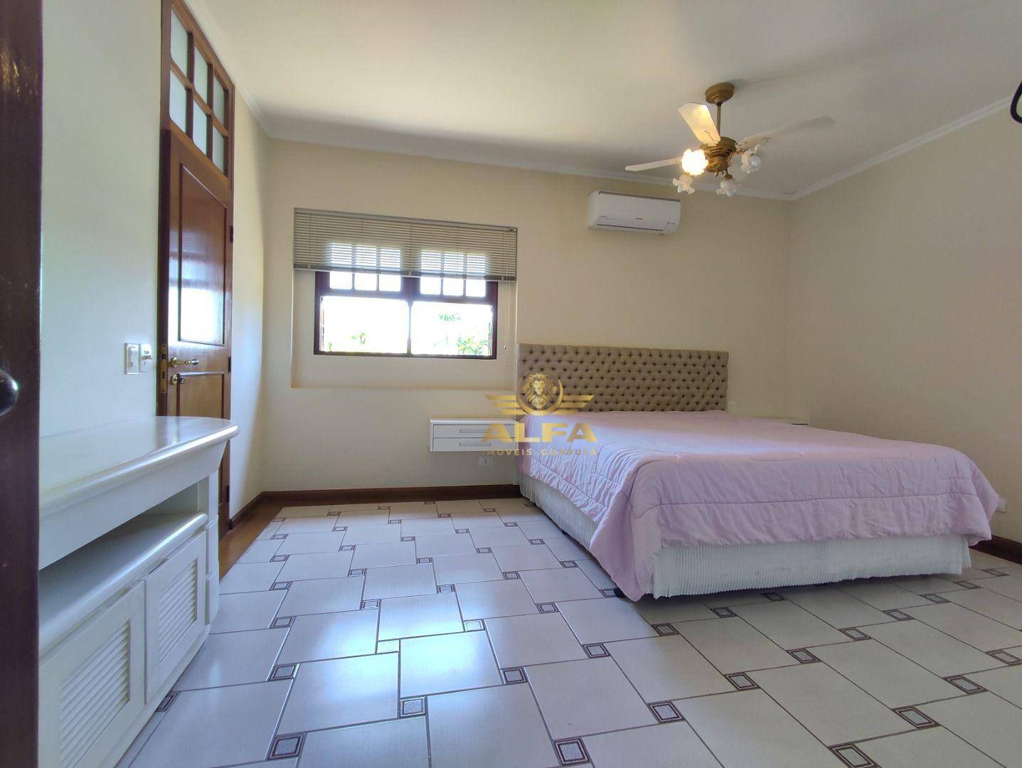 Casa de Condomínio à venda com 6 quartos, 500m² - Foto 13