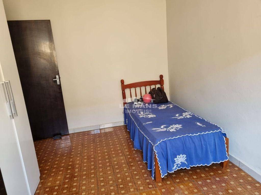 Casa à venda com 4 quartos, 135m² - Foto 6