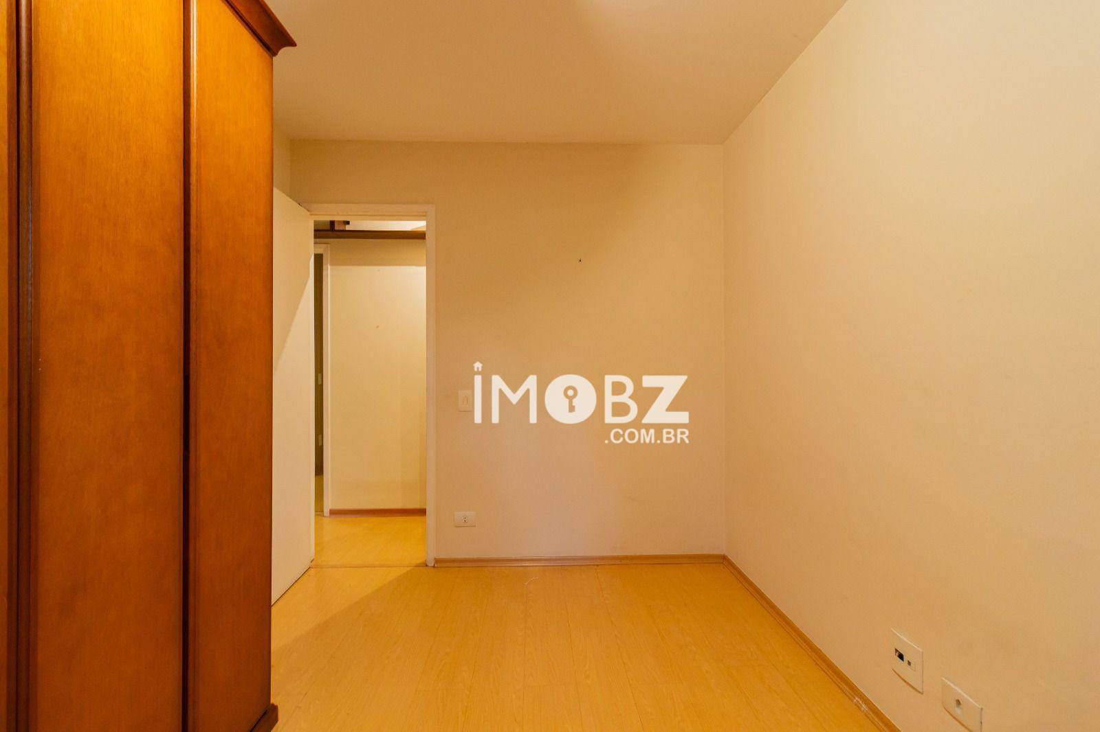 Apartamento à venda com 3 quartos, 75m² - Foto 7