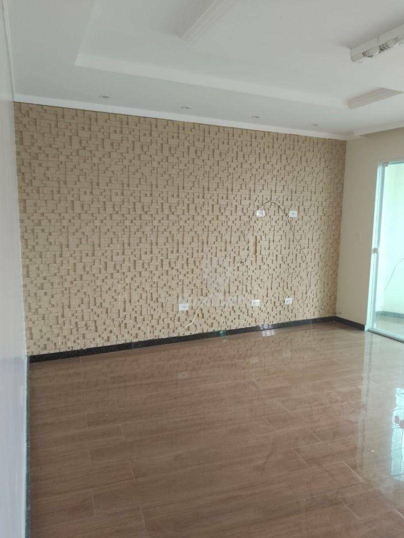 Casa para alugar com 2 quartos, 115m² - Foto 2