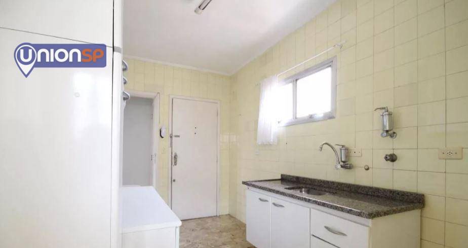 Apartamento à venda com 2 quartos, 65m² - Foto 15