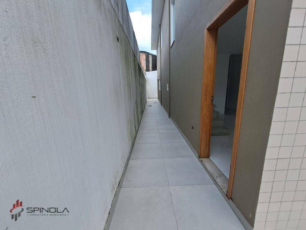 Sobrado à venda com 3 quartos, 104m² - Foto 4