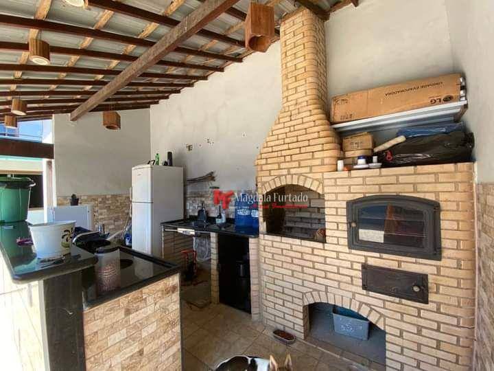 Casa à venda com 4 quartos, 250m² - Foto 12