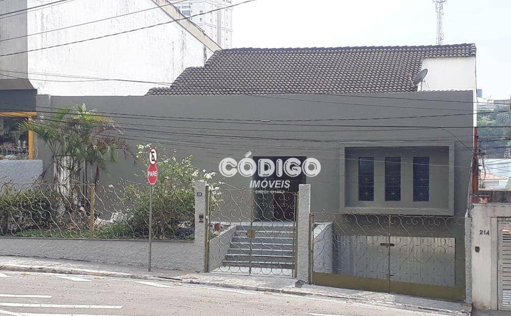 Casa para alugar com 5 quartos, 296m² - Foto 1