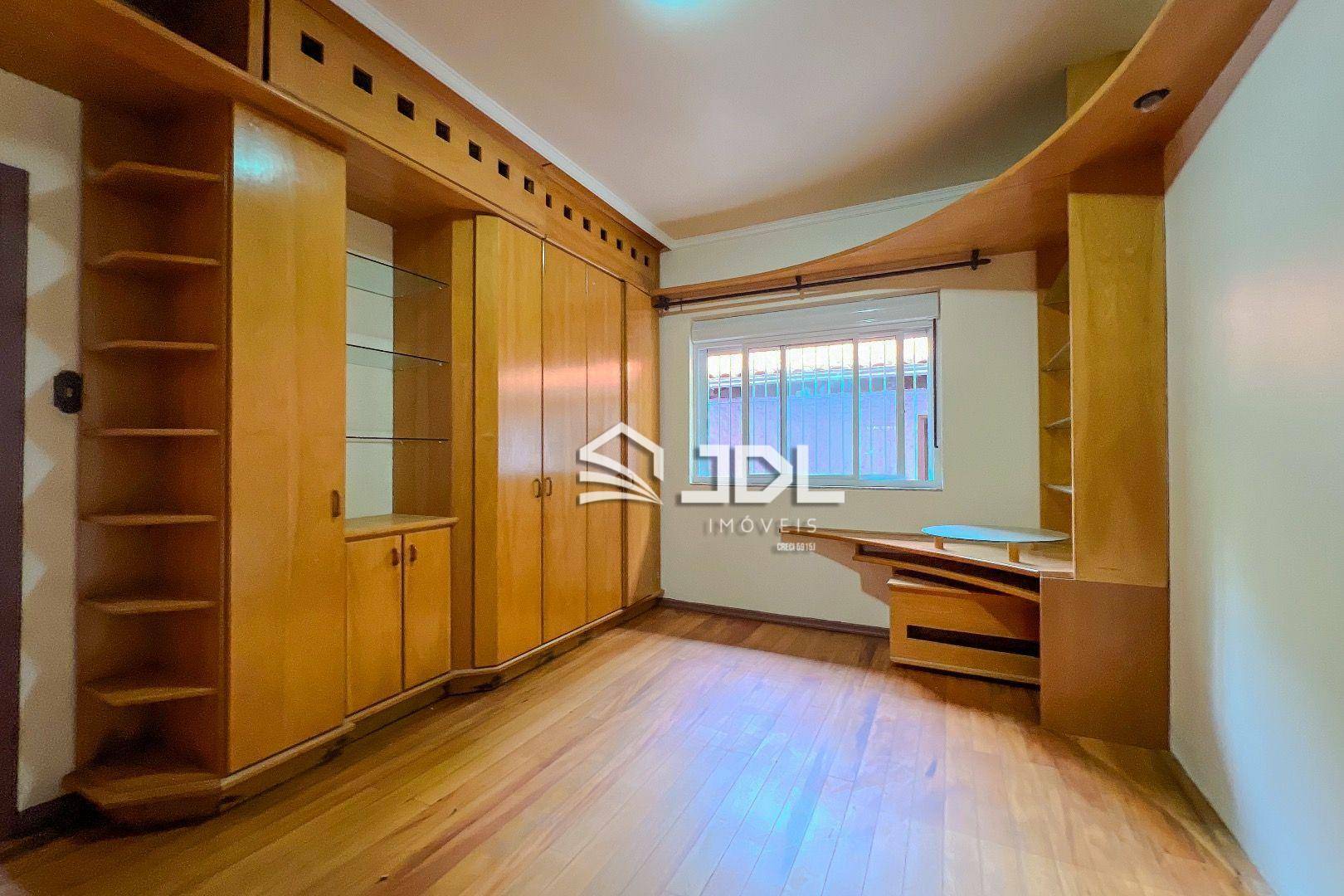 Casa à venda com 4 quartos, 235m² - Foto 40