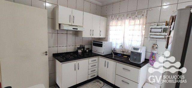 Apartamento à venda com 2 quartos, 75m² - Foto 3