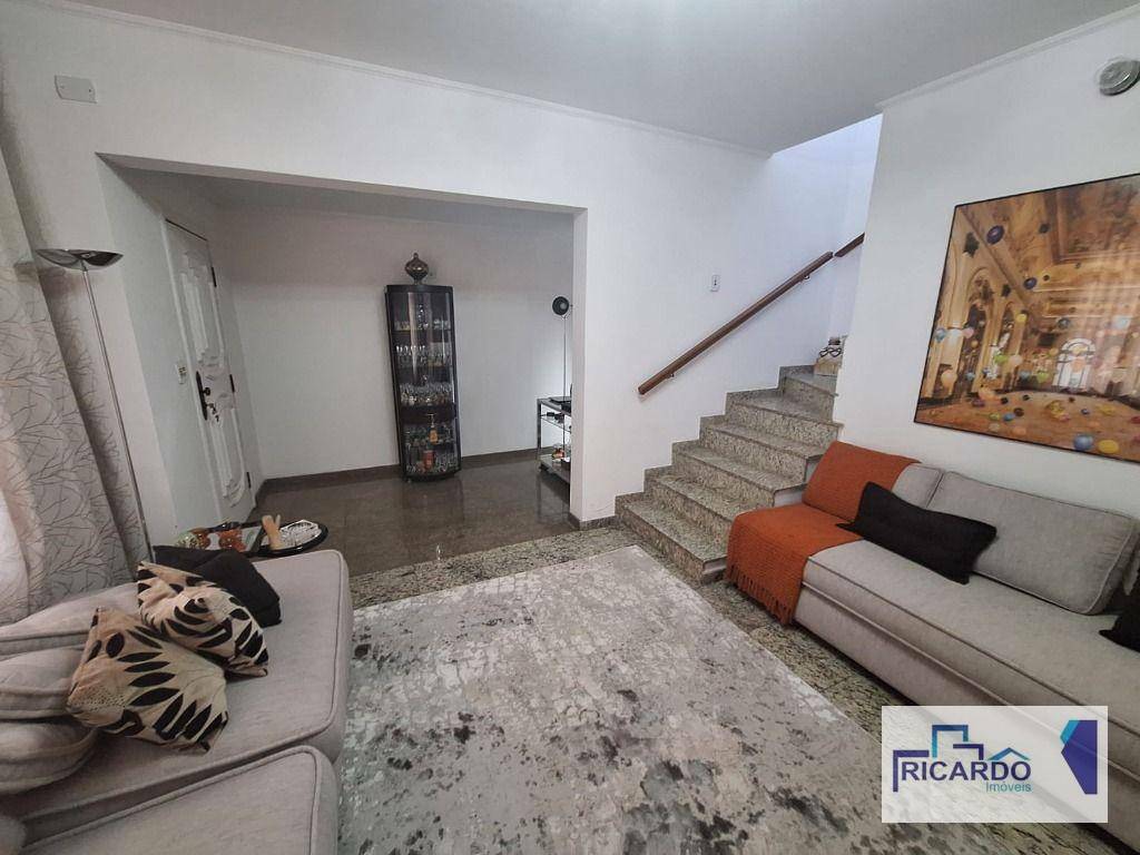 Sobrado à venda com 5 quartos, 238m² - Foto 3