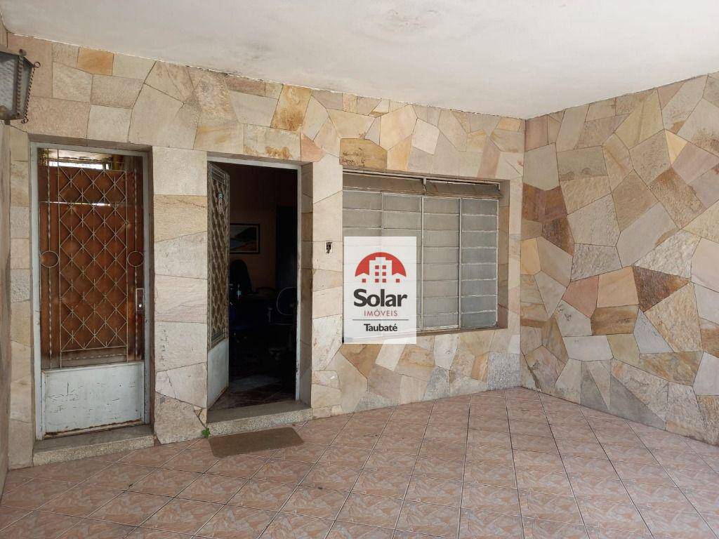 Casa à venda com 4 quartos, 244m² - Foto 2