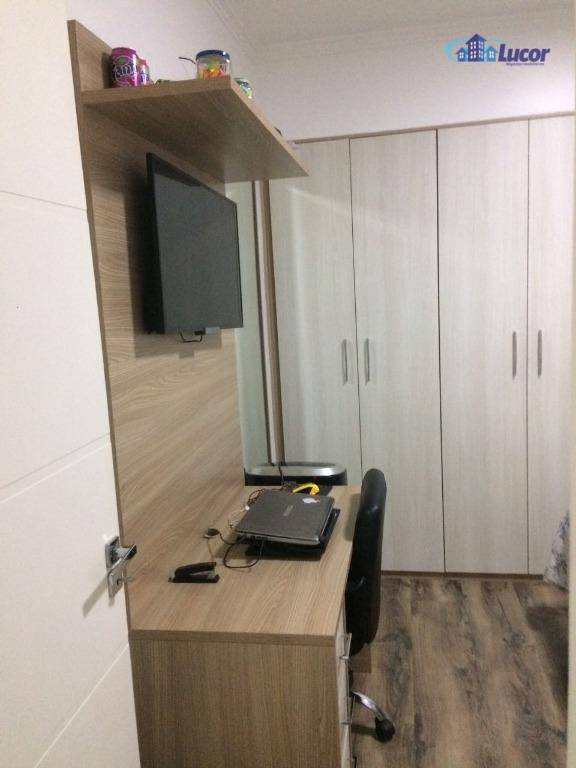 Apartamento à venda com 2 quartos, 62m² - Foto 7