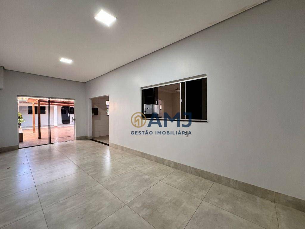 Casa para alugar com 3 quartos, 301m² - Foto 10