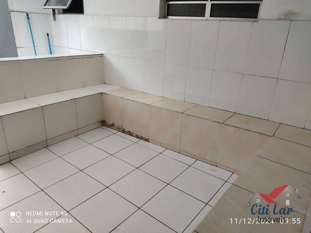 Casa para alugar com 1 quarto, 50m² - Foto 18