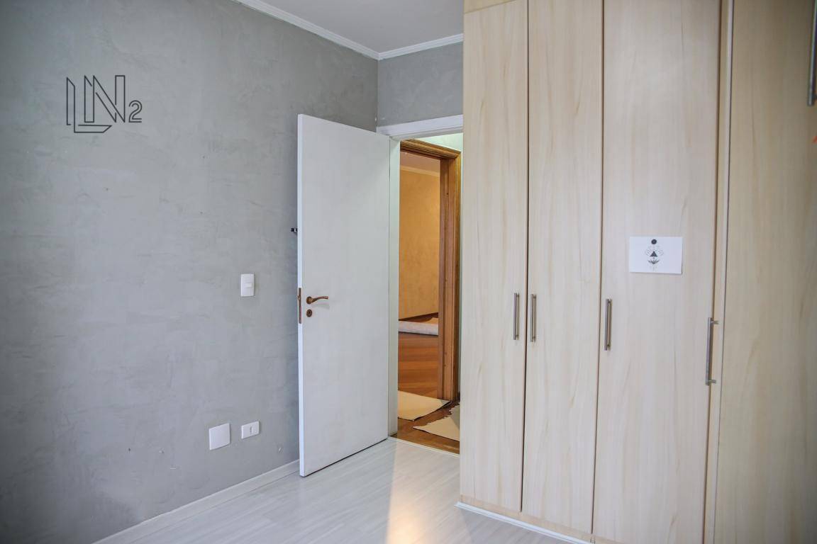 Apartamento para alugar com 3 quartos, 105m² - Foto 19