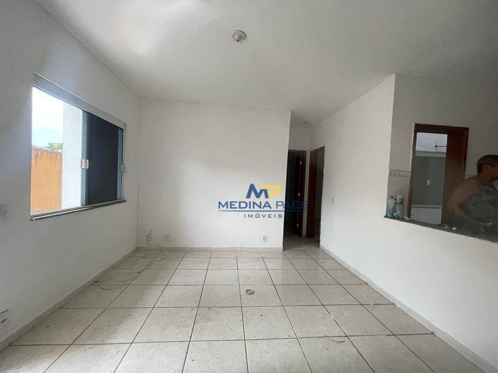 Casa à venda com 2 quartos, 60M2 - Foto 3