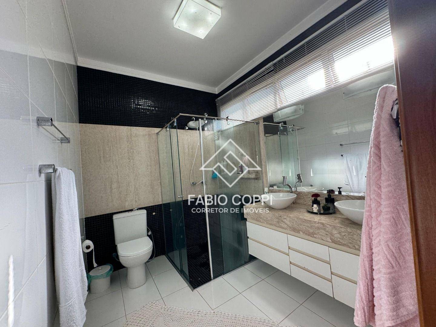 Casa de Condomínio à venda com 4 quartos, 414m² - Foto 34