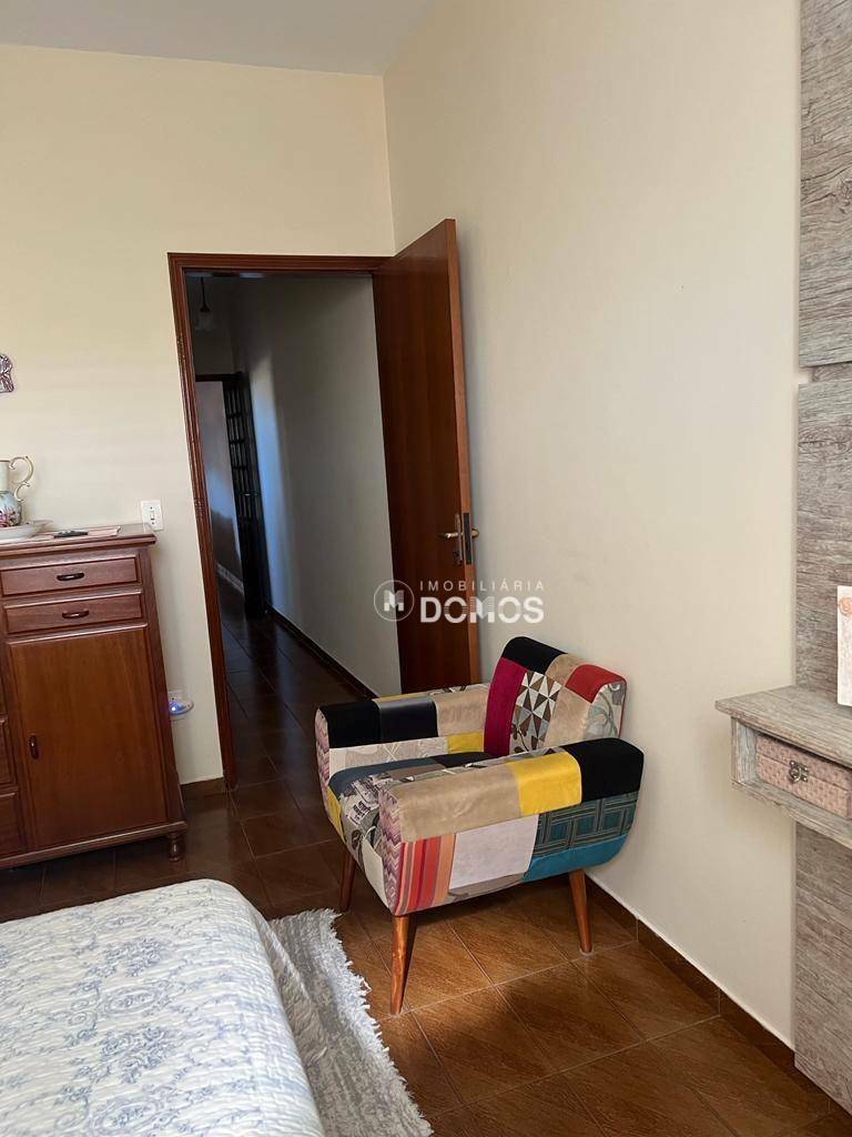 Casa à venda com 4 quartos, 158m² - Foto 20