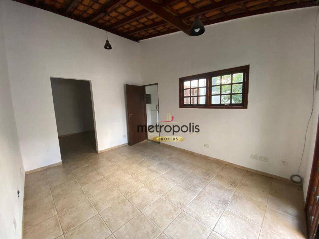 Casa para alugar com 3 quartos, 200m² - Foto 31