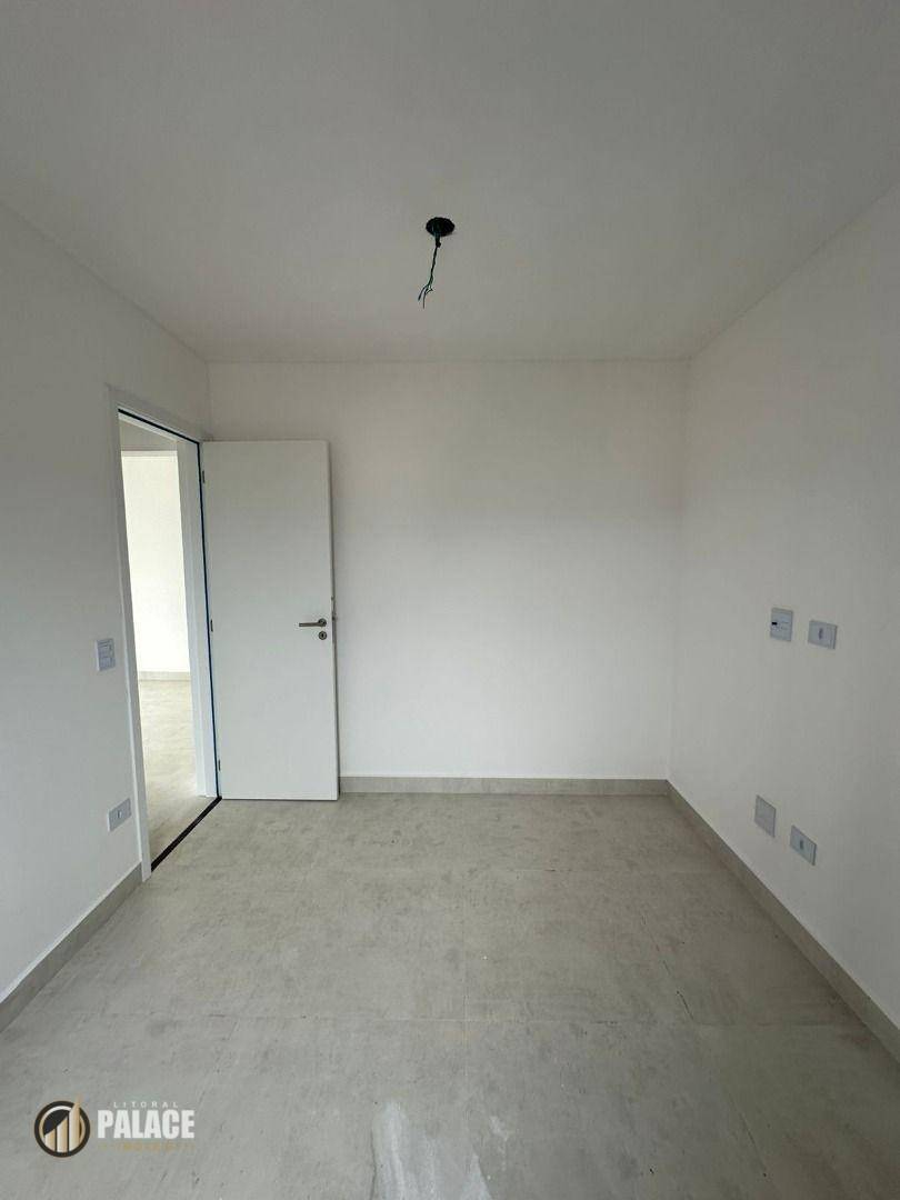 Apartamento à venda com 2 quartos, 65m² - Foto 12