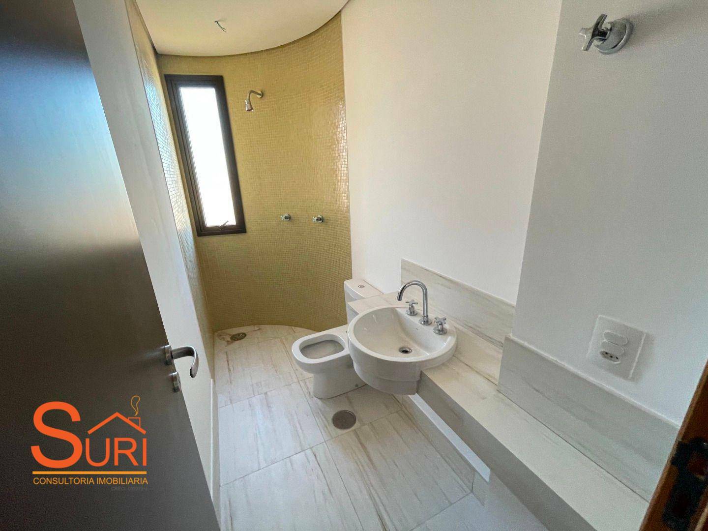 Apartamento à venda com 3 quartos, 190m² - Foto 12