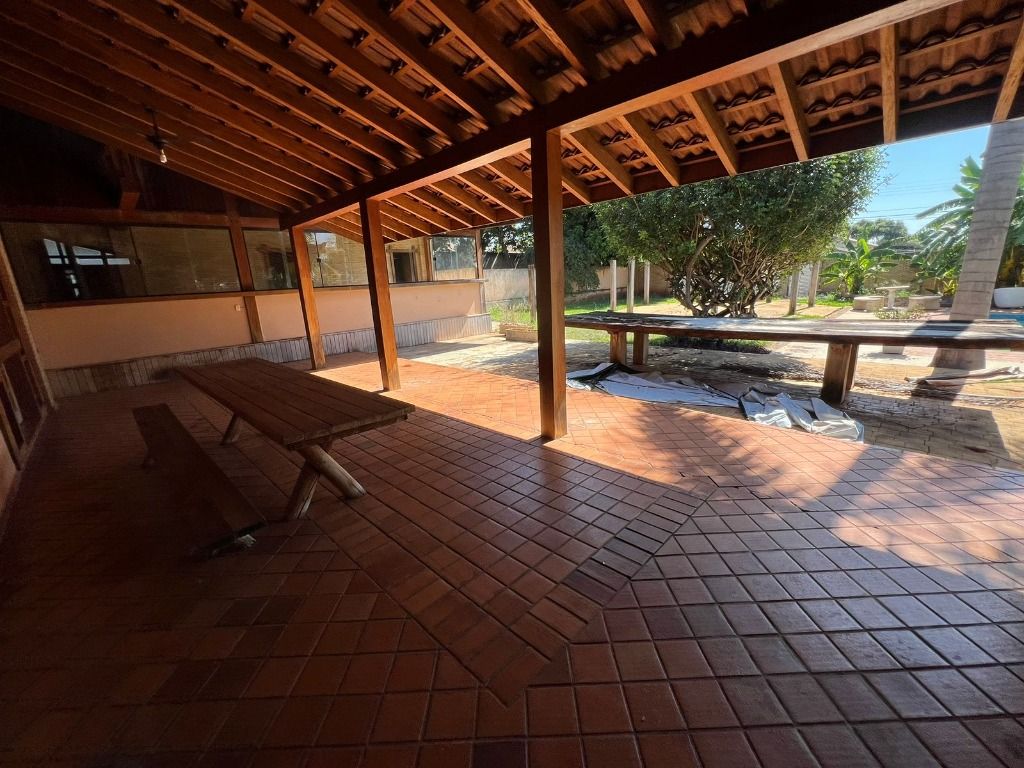 Casa à venda com 4 quartos, 500m² - Foto 17