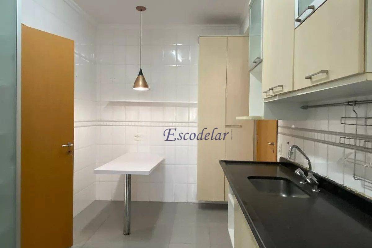 Apartamento à venda com 3 quartos, 139m² - Foto 9