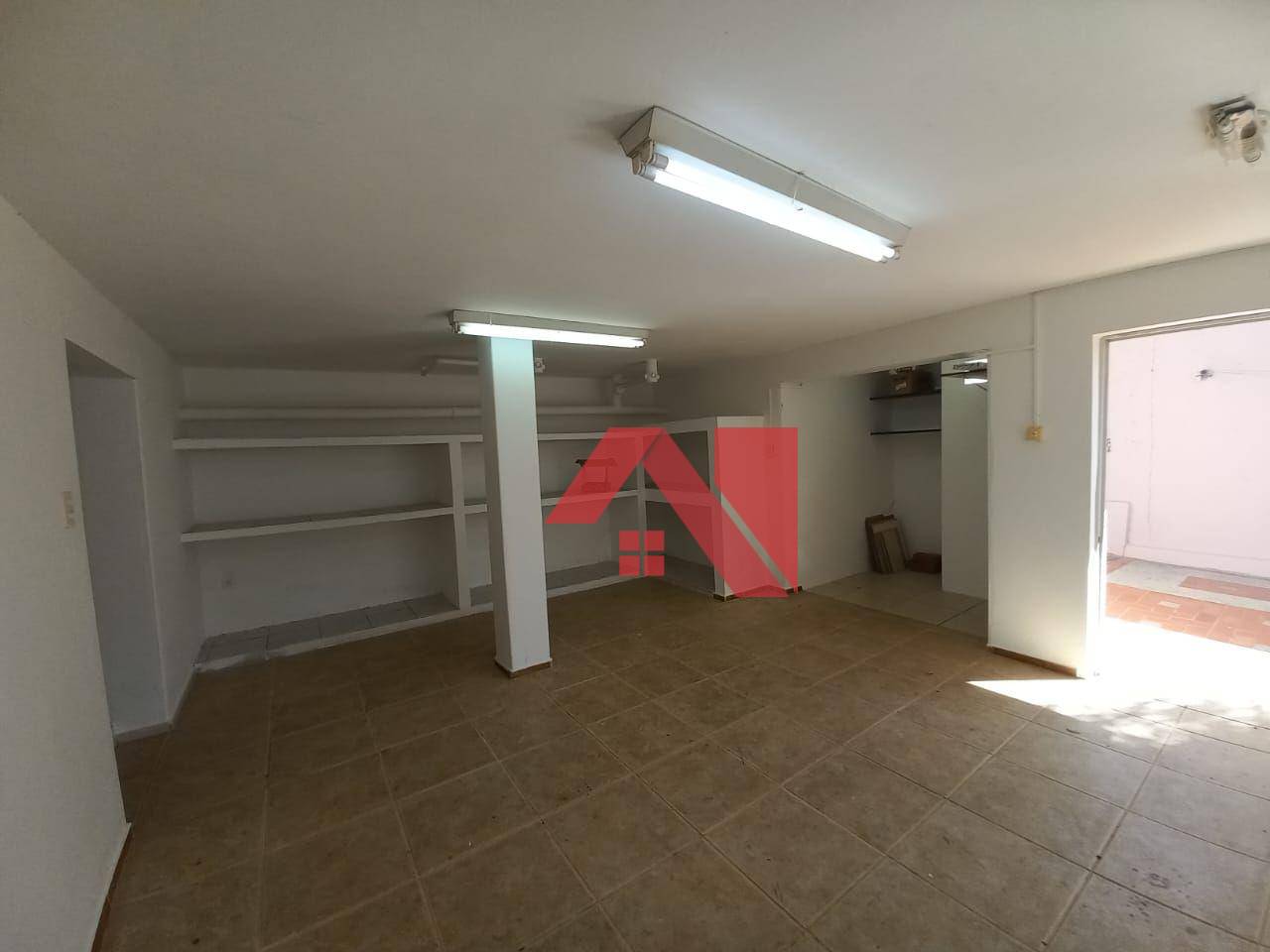 Casa para alugar com 2 quartos, 227m² - Foto 36