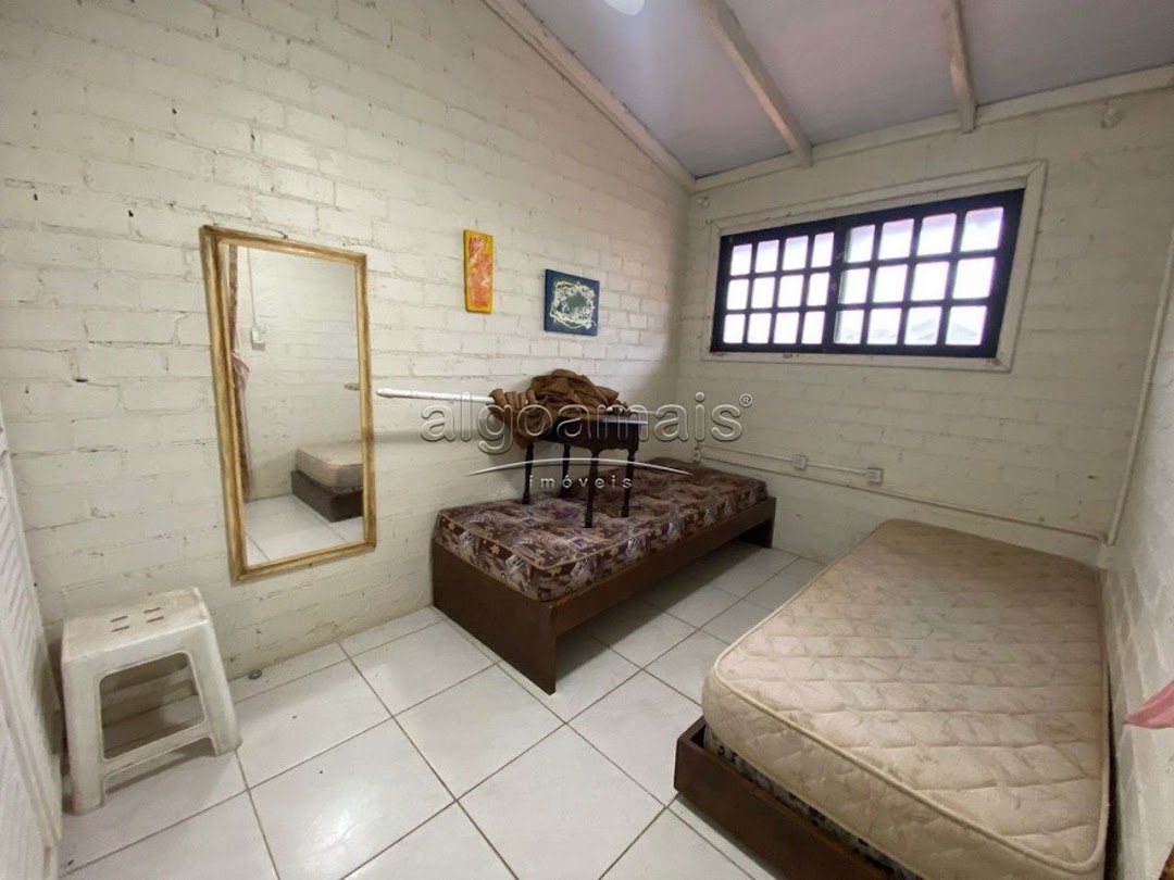 Casa à venda com 2 quartos, 80m² - Foto 20