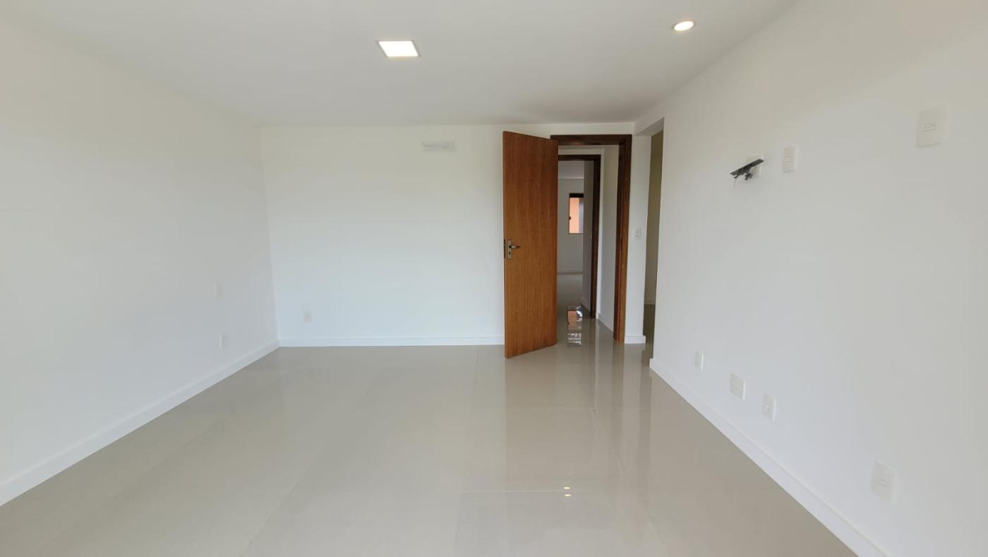 Casa de Condomínio à venda com 4 quartos, 200m² - Foto 60